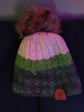 Girls' Multicolor Pom Knit Beanie - Pink, Green, Gray
